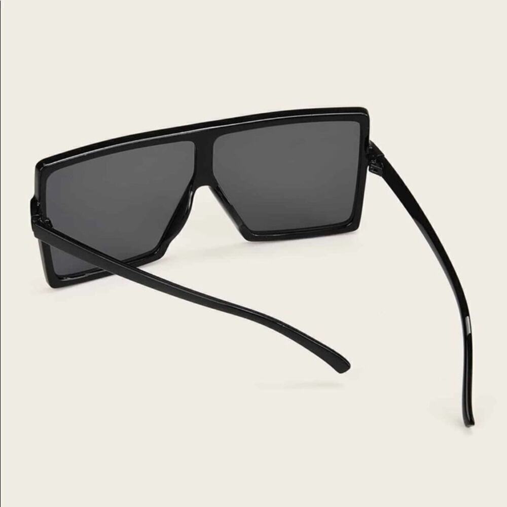 Oversized  Statement Sunglasses New​​ - Picture 6 of 12